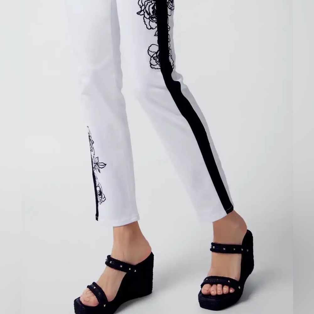 WHBM BLACK STUDDED ROPE WEDGE - Picture 3 of 3